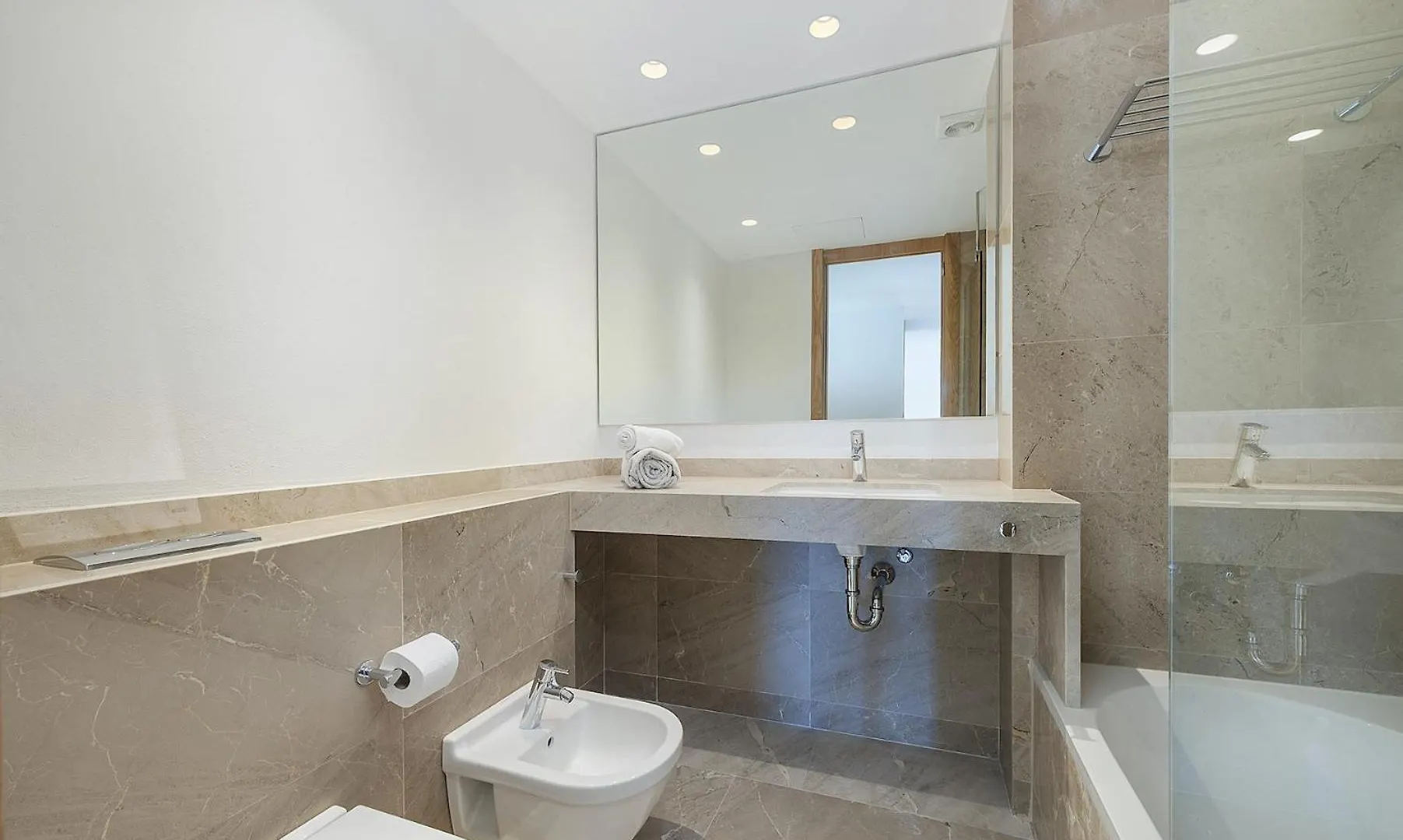 Apartment Roqueta 波连斯萨